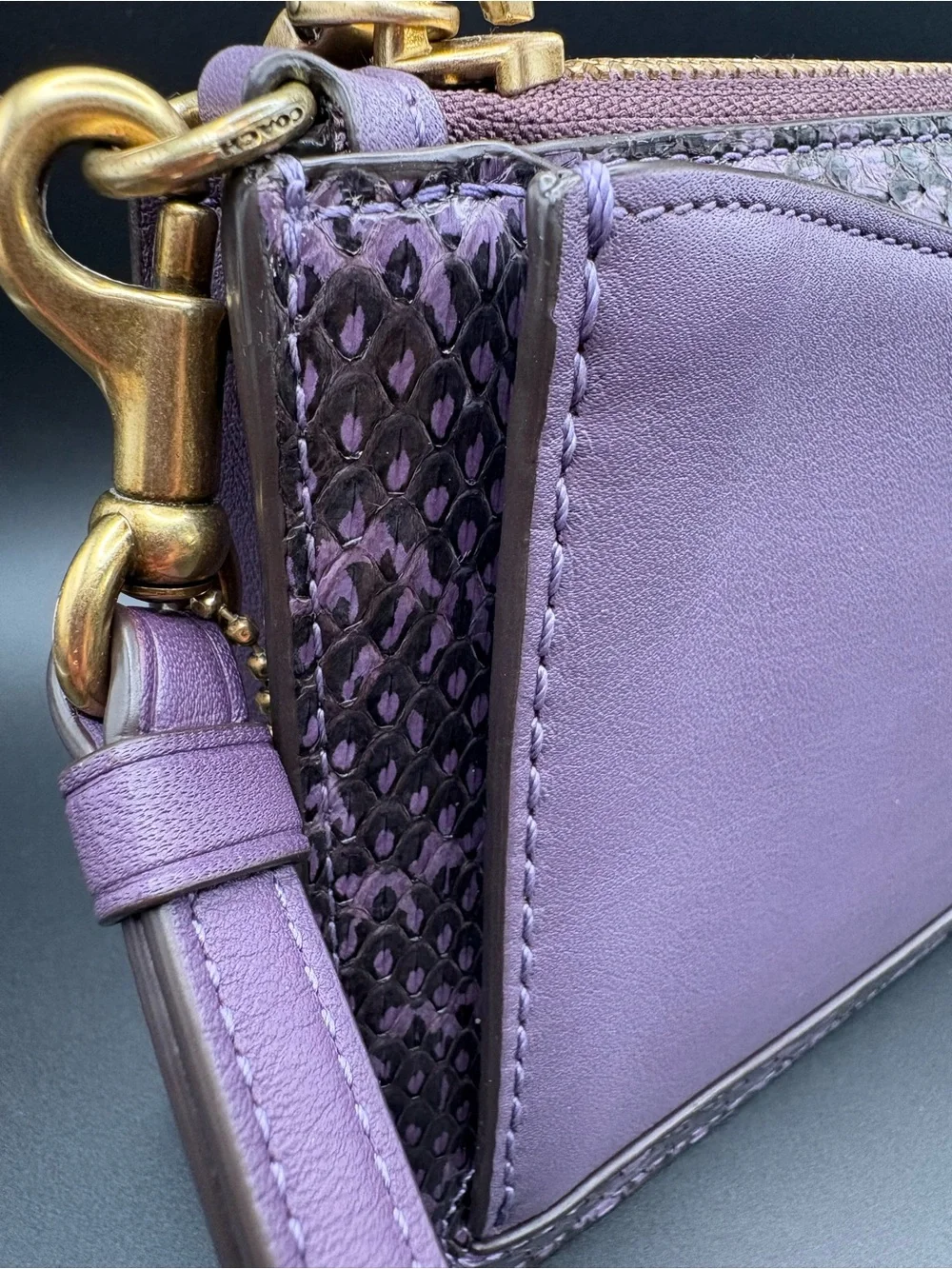 Coach Dreamer Wristlet Lavender Leather Snakeskin Trim Clutch Style 73957